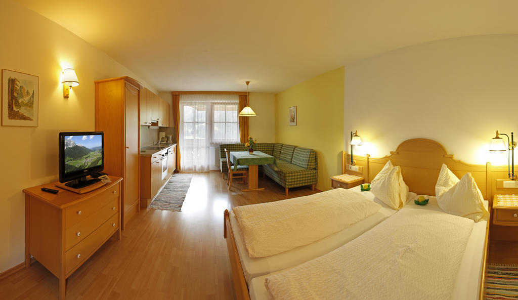 Apartments Sunseit'N Сесто Номер фото